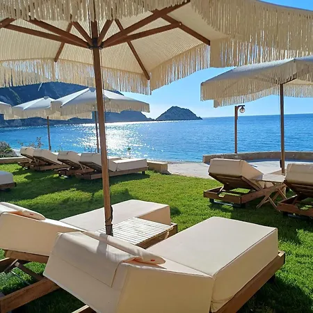 Апартаменты Petani Beachside Вовикес