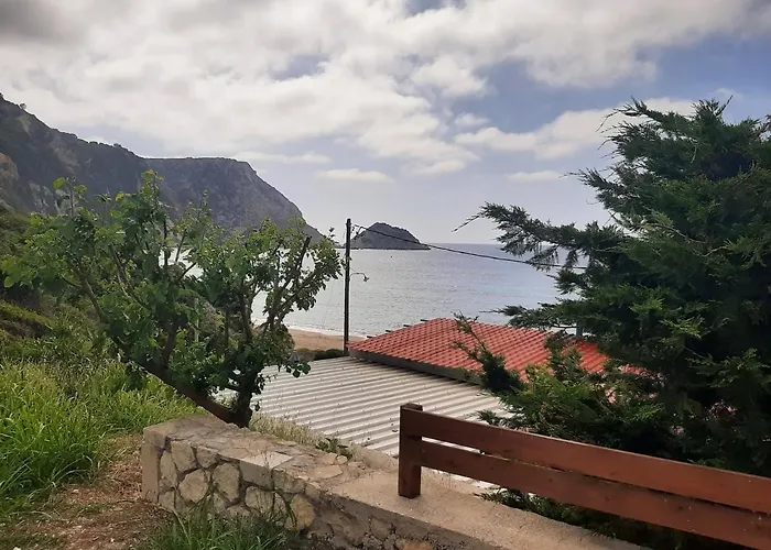 Petani Beachside Apartment Vovikes