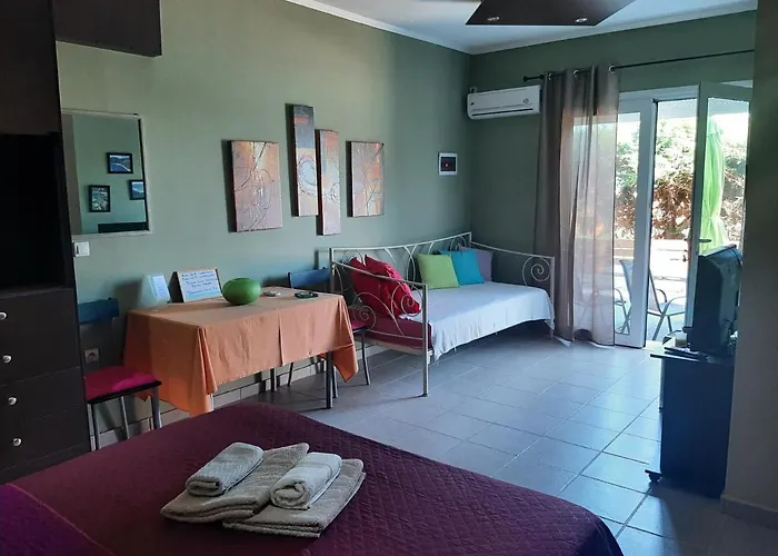 Petani Beachside Apartment Vovikes