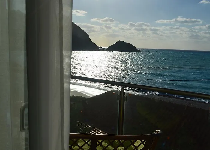 Apartment Petani Beachside Vovikes