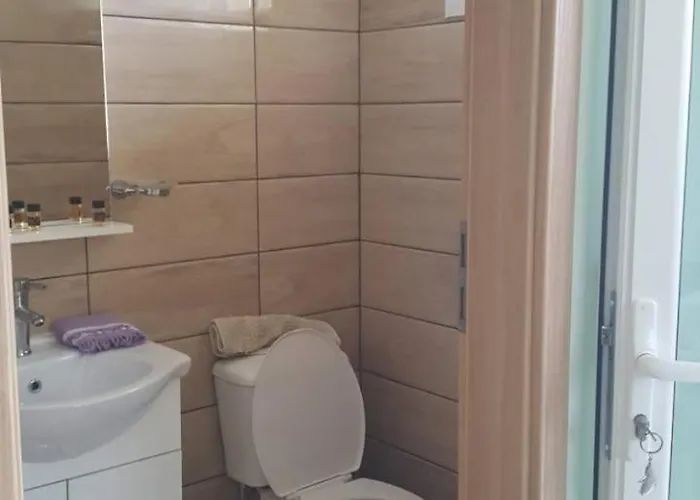 Apartment Petani Beachside Vovikes