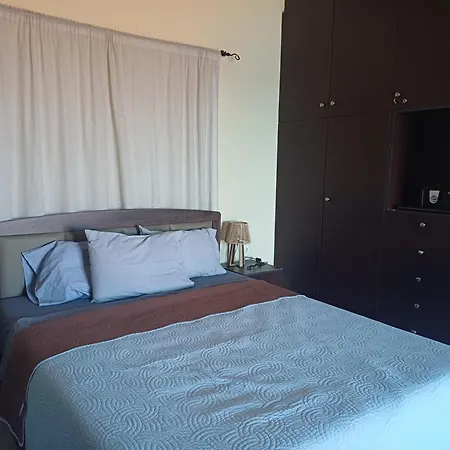 Petani Beachside Апартаменты Вовикес