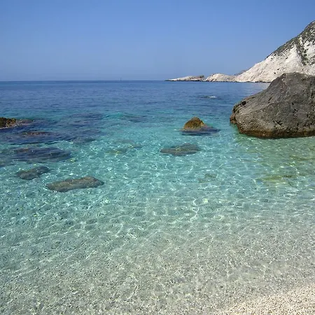 Petani Beachside Apartman Vóvikesz