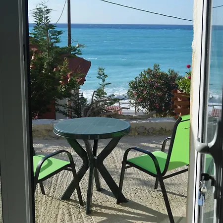 Petani Beachside Vovikes